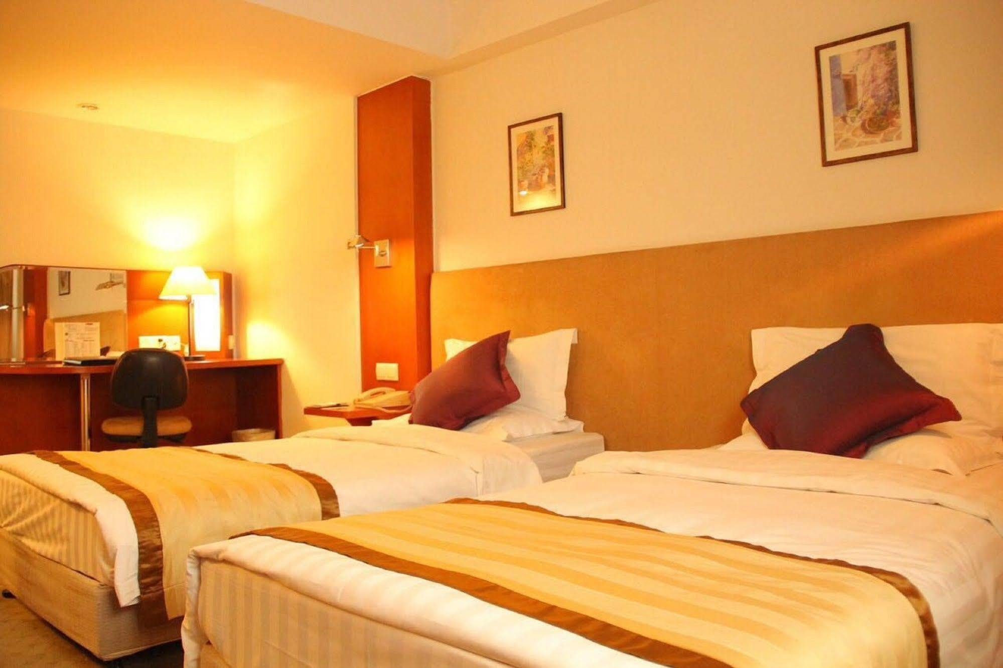 The North Garden Hotel Beijing Wangfujing Exterior foto